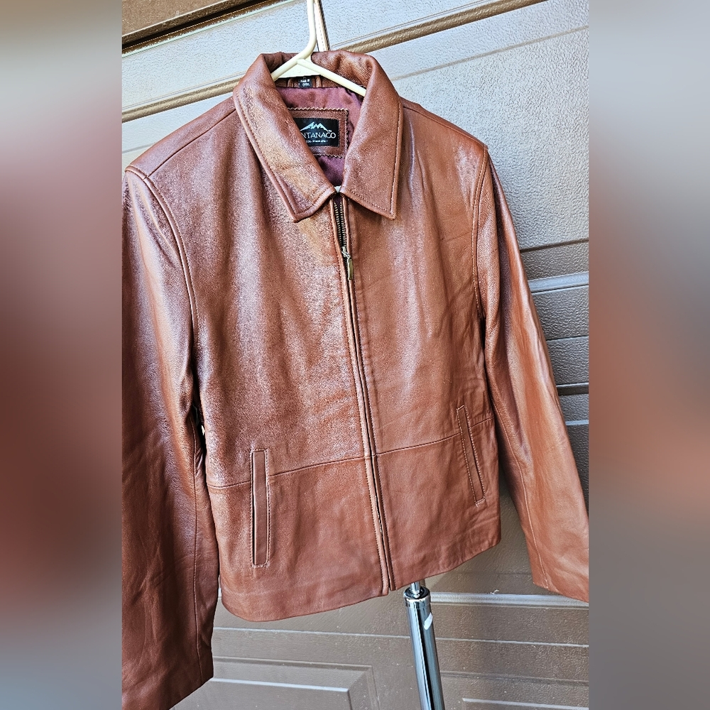Montanaco genuine leather jacket zip up Butte, MT size Medium in new condition